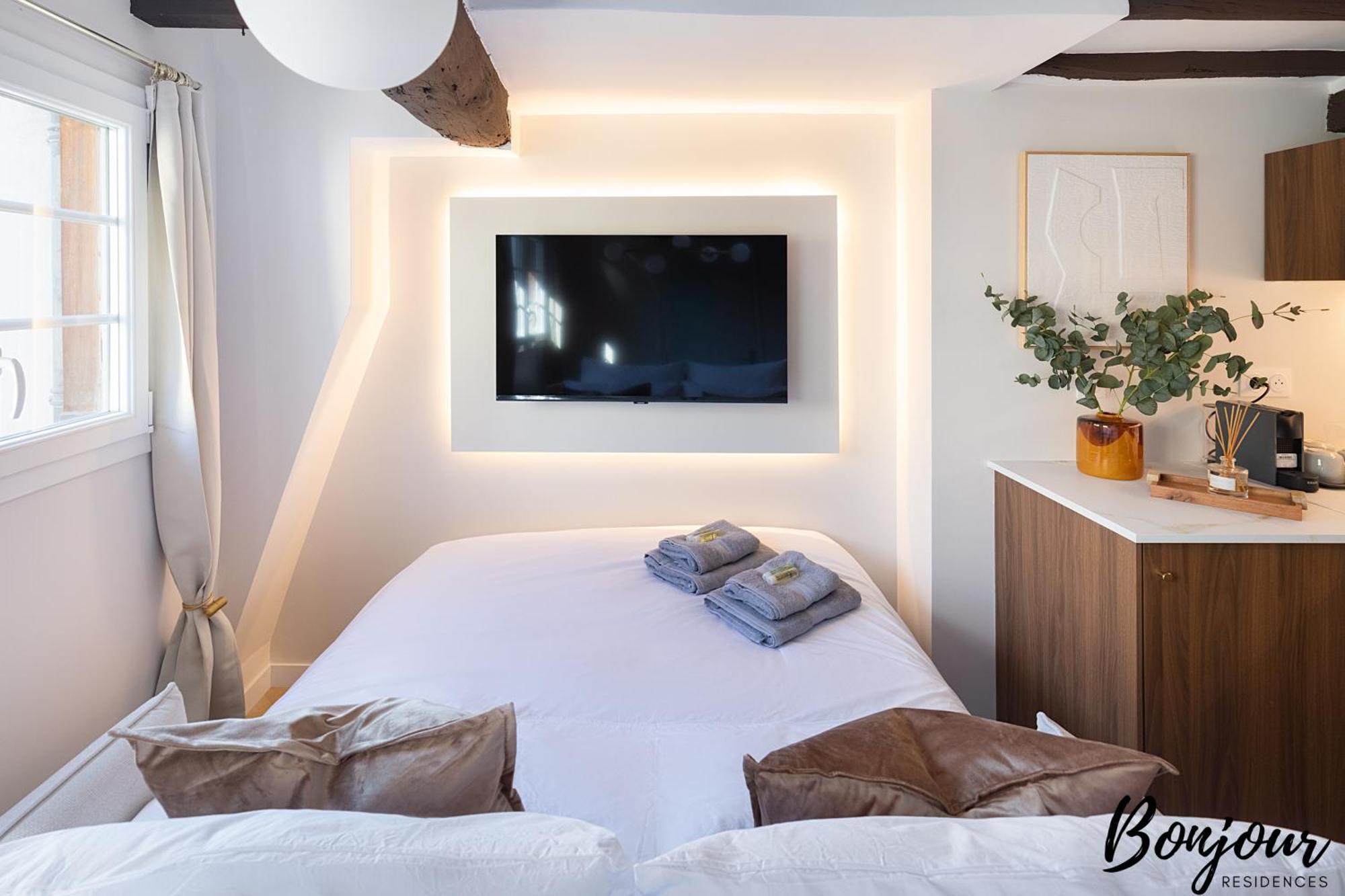 Apartment Super - Marais Designer One-bedroom - Free Parking