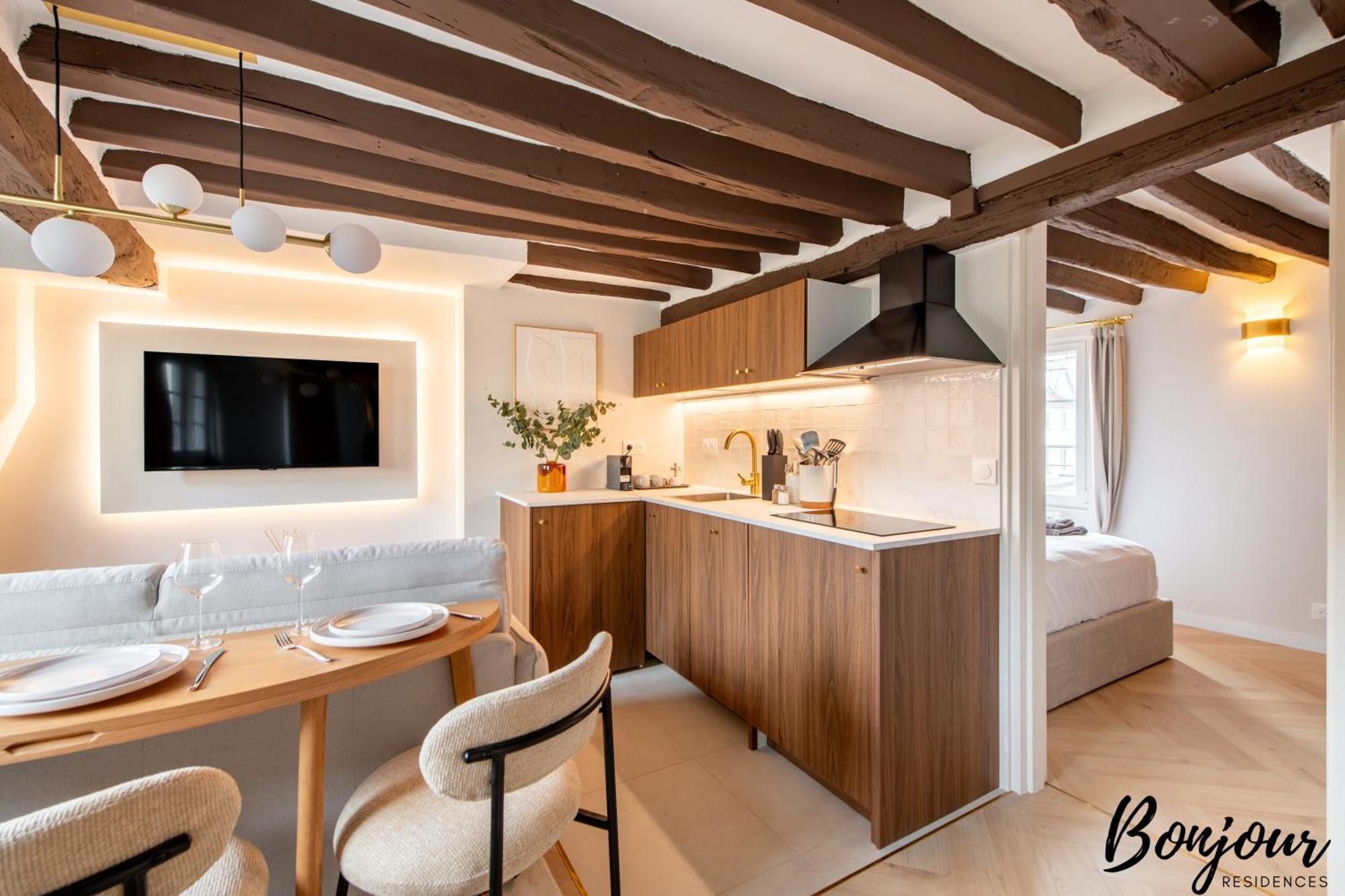 Super - Marais Designer One-bedroom - Free Parking Appartement